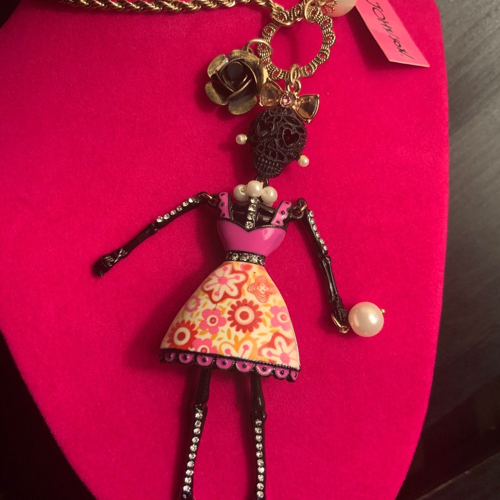 Betsey Johnson Black Lace Skull Pendant - 2